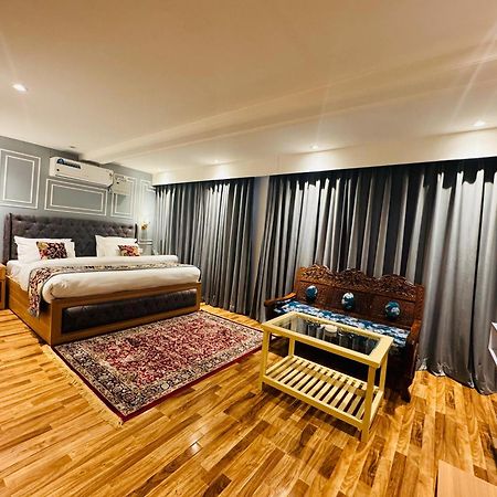 De Elaaf The Luxury Stay Srīnagar Dış mekan fotoğraf
