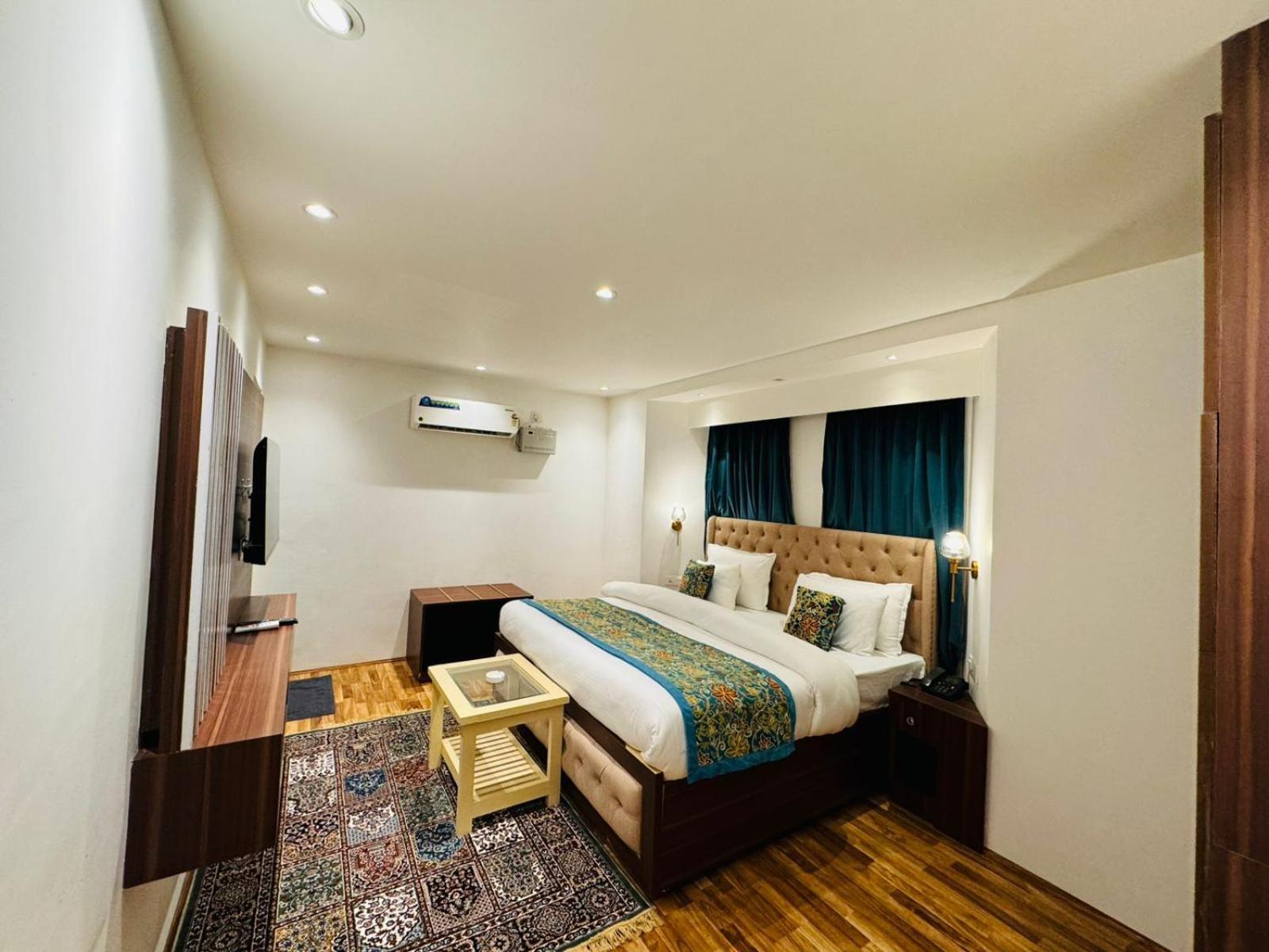 De Elaaf The Luxury Stay Srīnagar Dış mekan fotoğraf