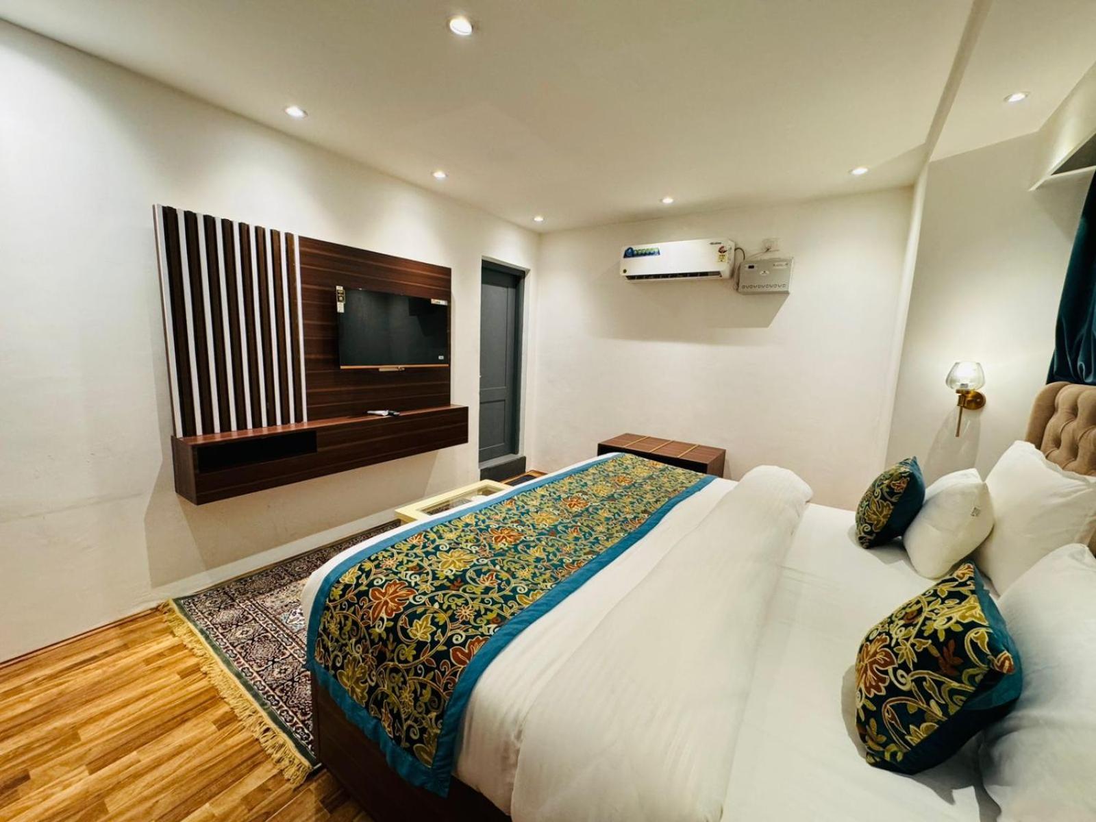 De Elaaf The Luxury Stay Srīnagar Dış mekan fotoğraf