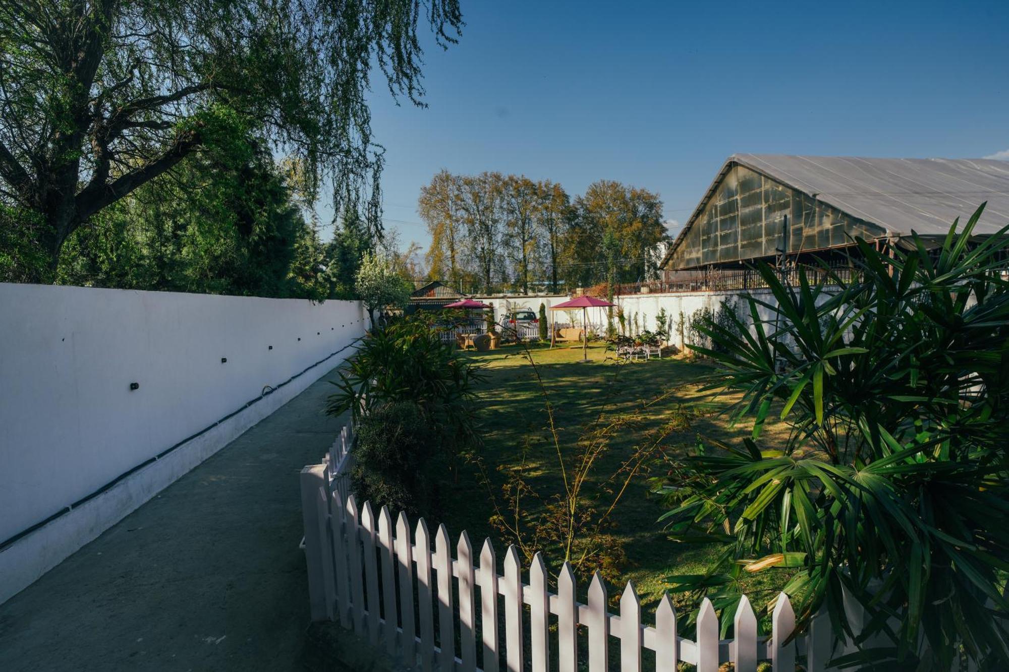 De Elaaf The Luxury Stay Srīnagar Dış mekan fotoğraf