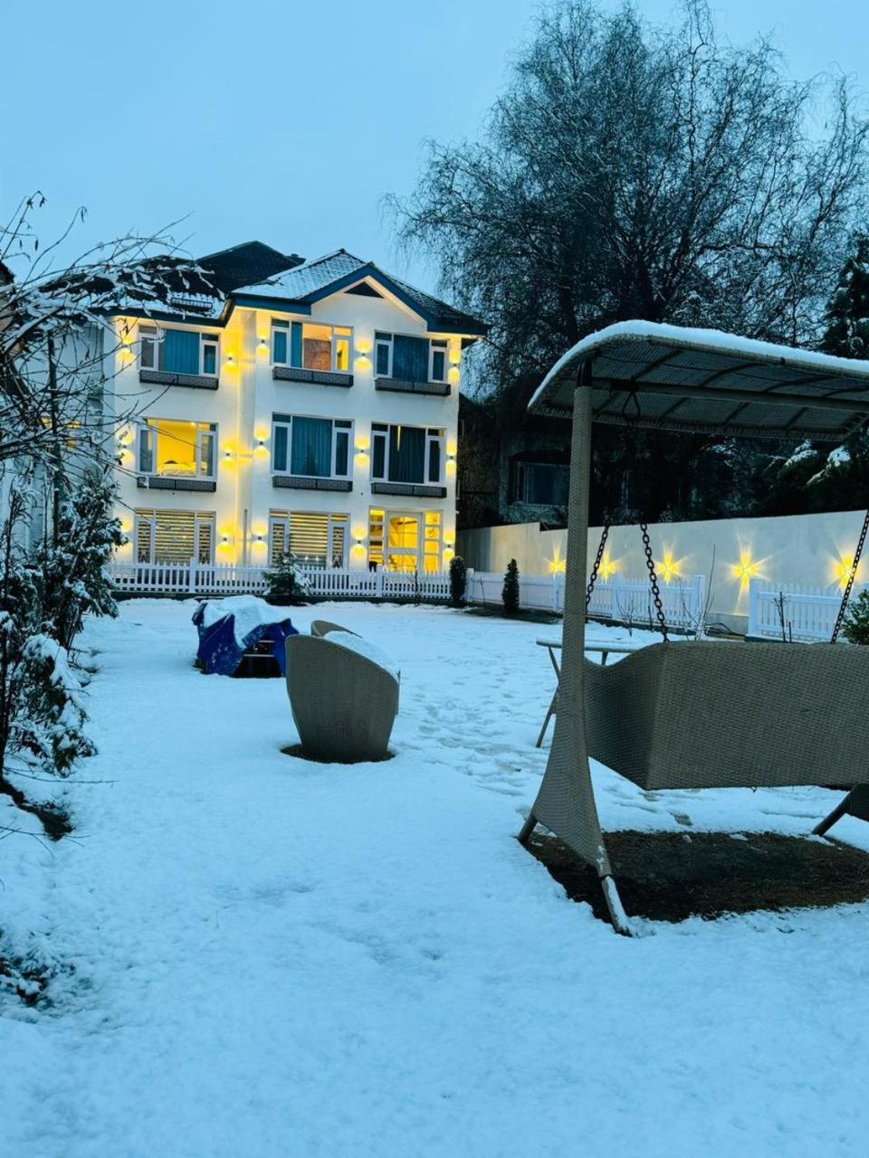 De Elaaf The Luxury Stay Srīnagar Dış mekan fotoğraf