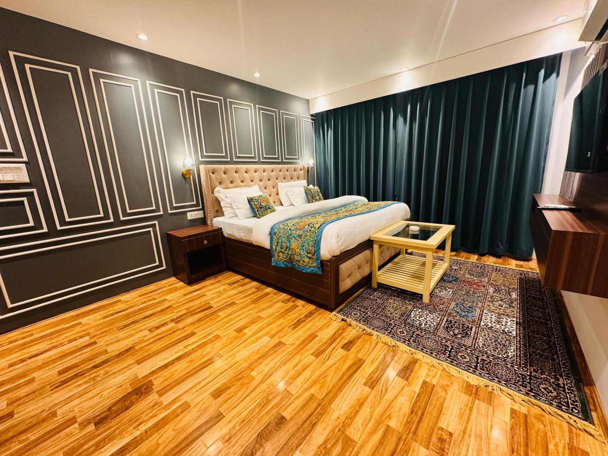 De Elaaf The Luxury Stay Srīnagar Dış mekan fotoğraf