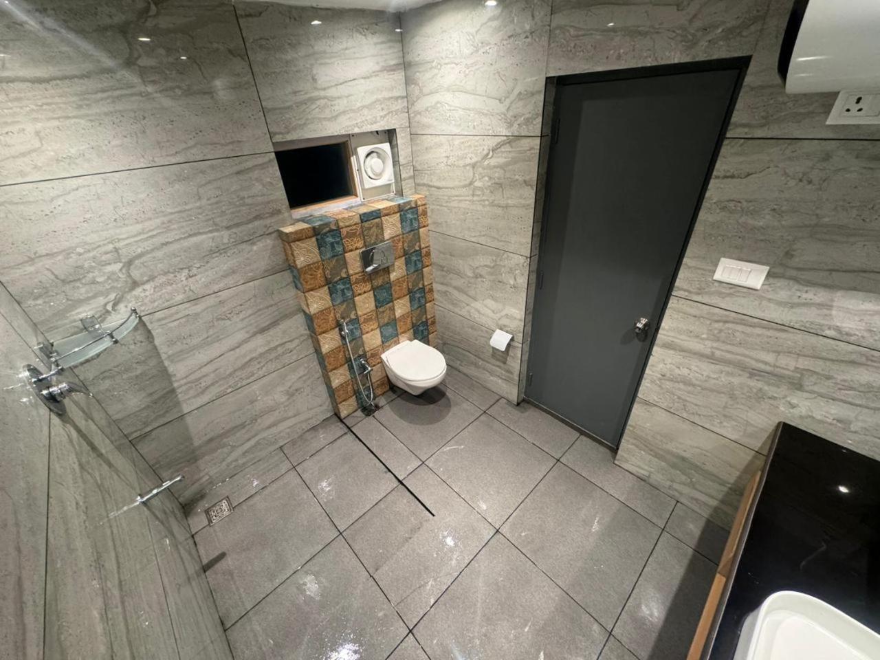 De Elaaf The Luxury Stay Srīnagar Dış mekan fotoğraf