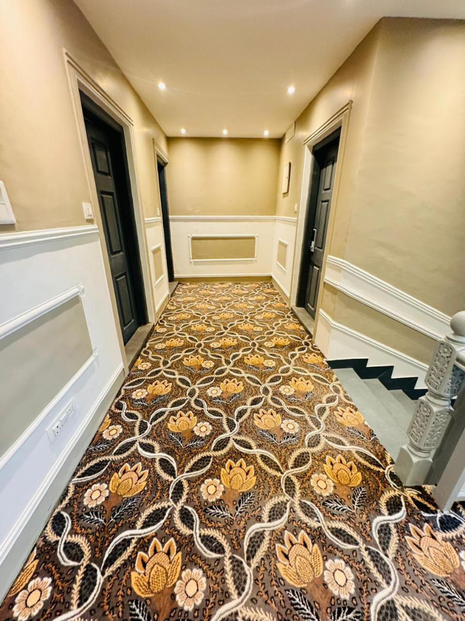De Elaaf The Luxury Stay Srīnagar Dış mekan fotoğraf
