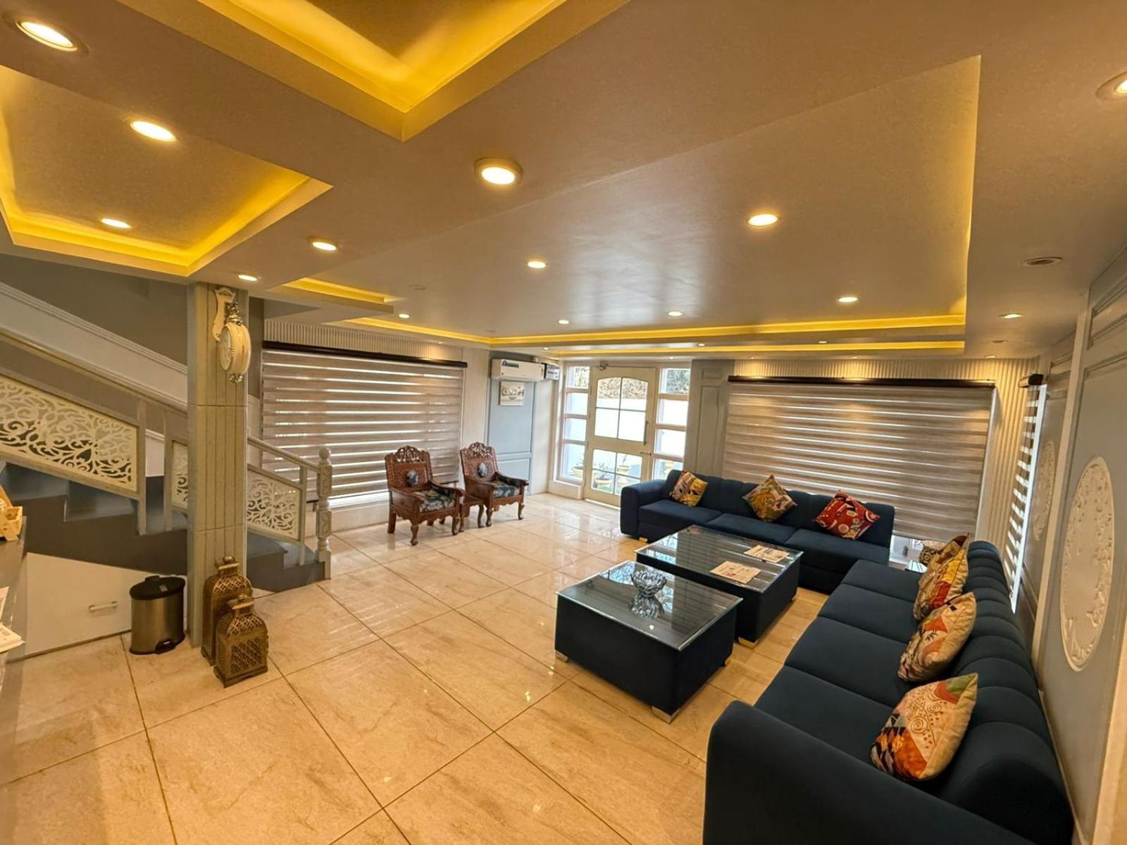 De Elaaf The Luxury Stay Srīnagar Dış mekan fotoğraf