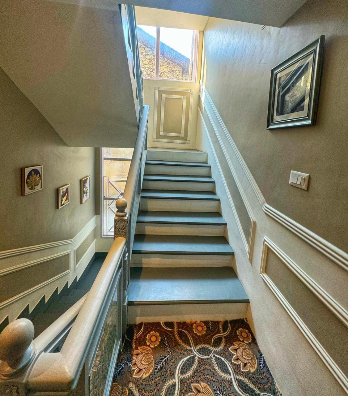 De Elaaf The Luxury Stay Srīnagar Dış mekan fotoğraf