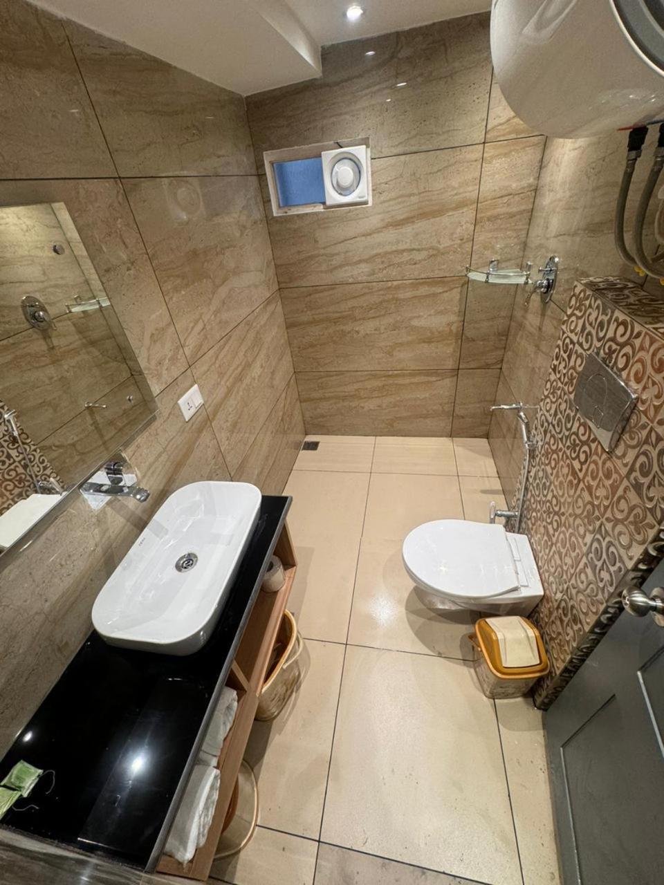 De Elaaf The Luxury Stay Srīnagar Dış mekan fotoğraf